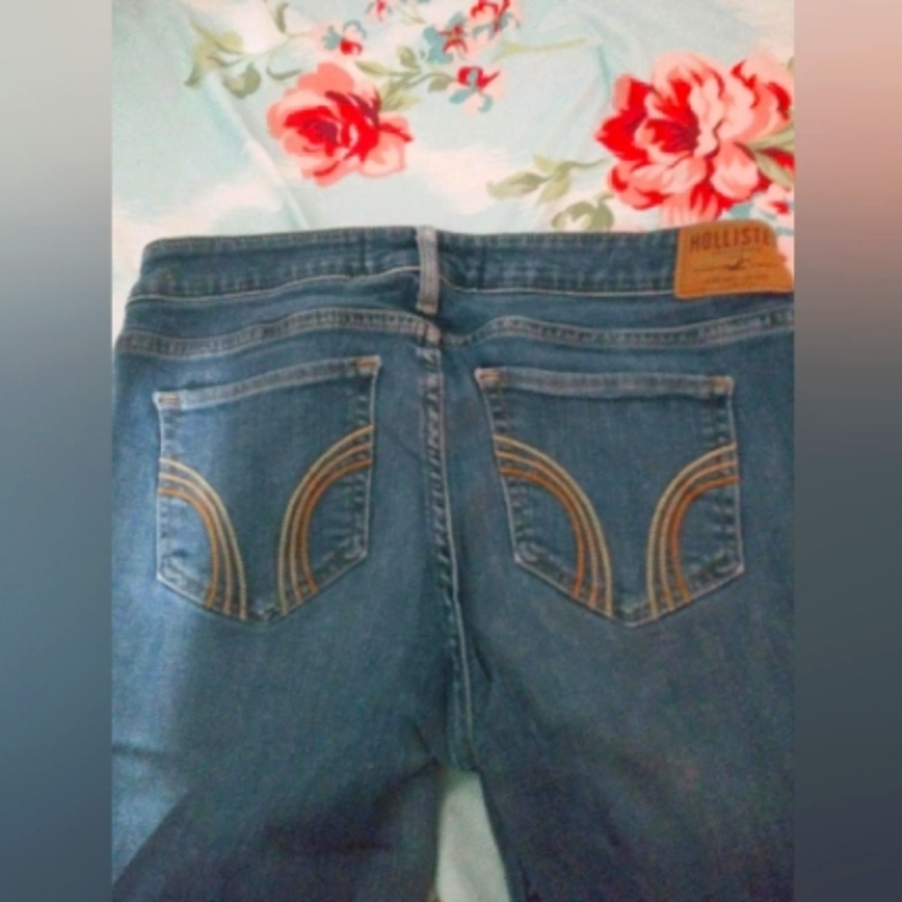 Young miss Hollister jeans